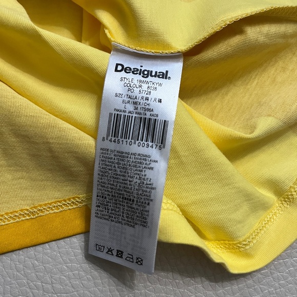 NWT - Desigual Adult Barcelona Monogram Short Sleeve T Shirt - Men L / Women XL - Picture 9 of 11